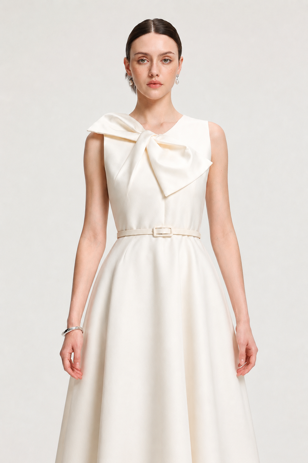Fallon Elegant Tailored Sleeveless Bow Detailed Woven Maxi Dress
