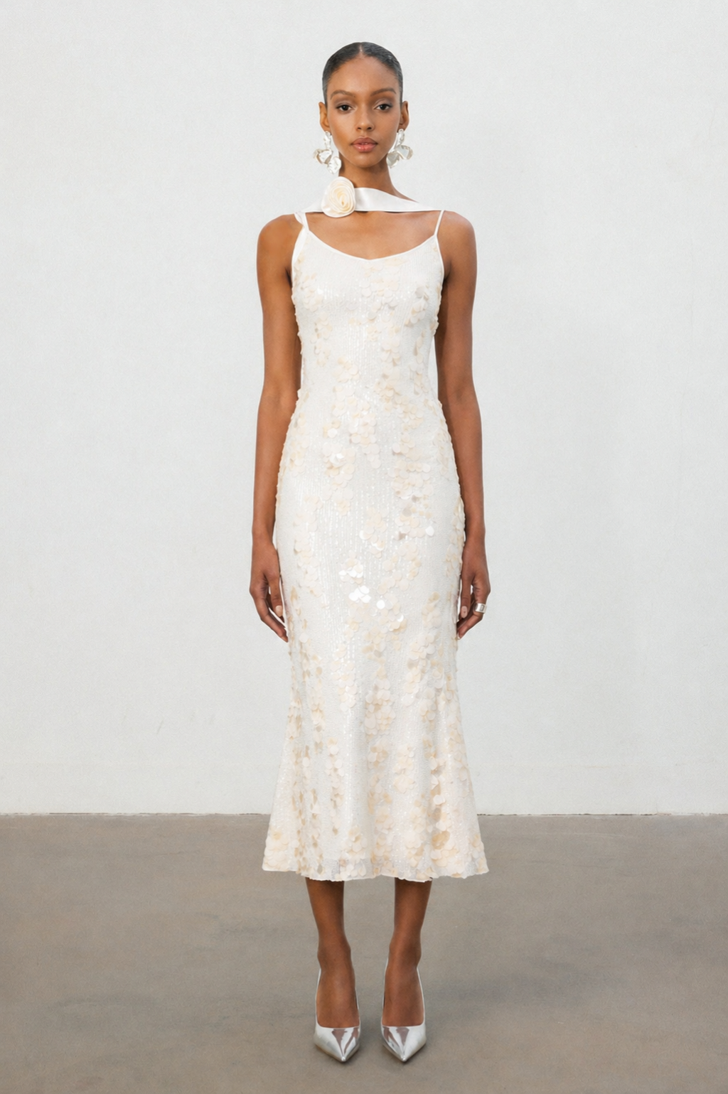 Farera Chic Contour Sleeveless Sequin Maxi Dress