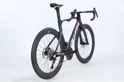 X1 Road Endurance Carbon Bike