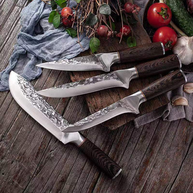 KANPEKI- Damascus set: Objevte chuť české kuchyně s naší špičkovou sadou nožů