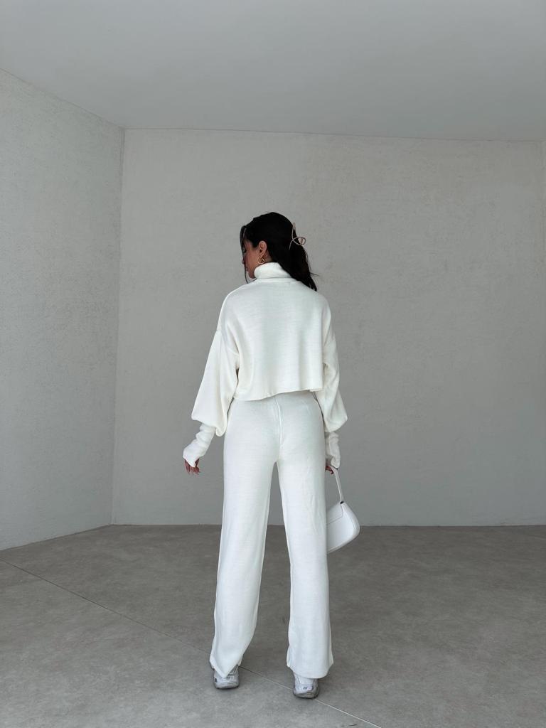 Turtleneck Glove Knit Suit