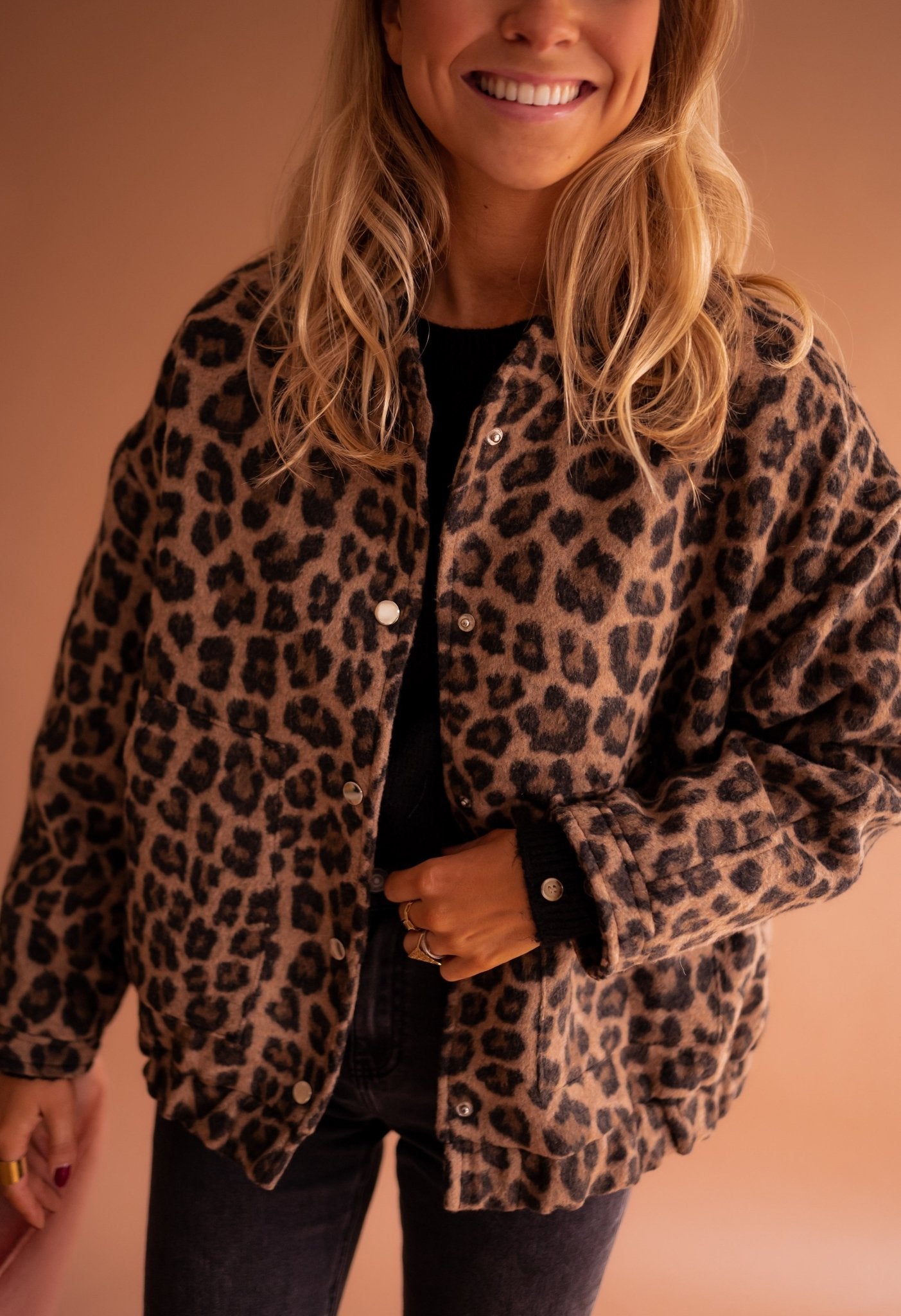 Bold-Style Jacket with Leopard Print