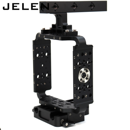 ARRI mini miniLF Vertical cage, Clap horizontally and vertically on the cage.