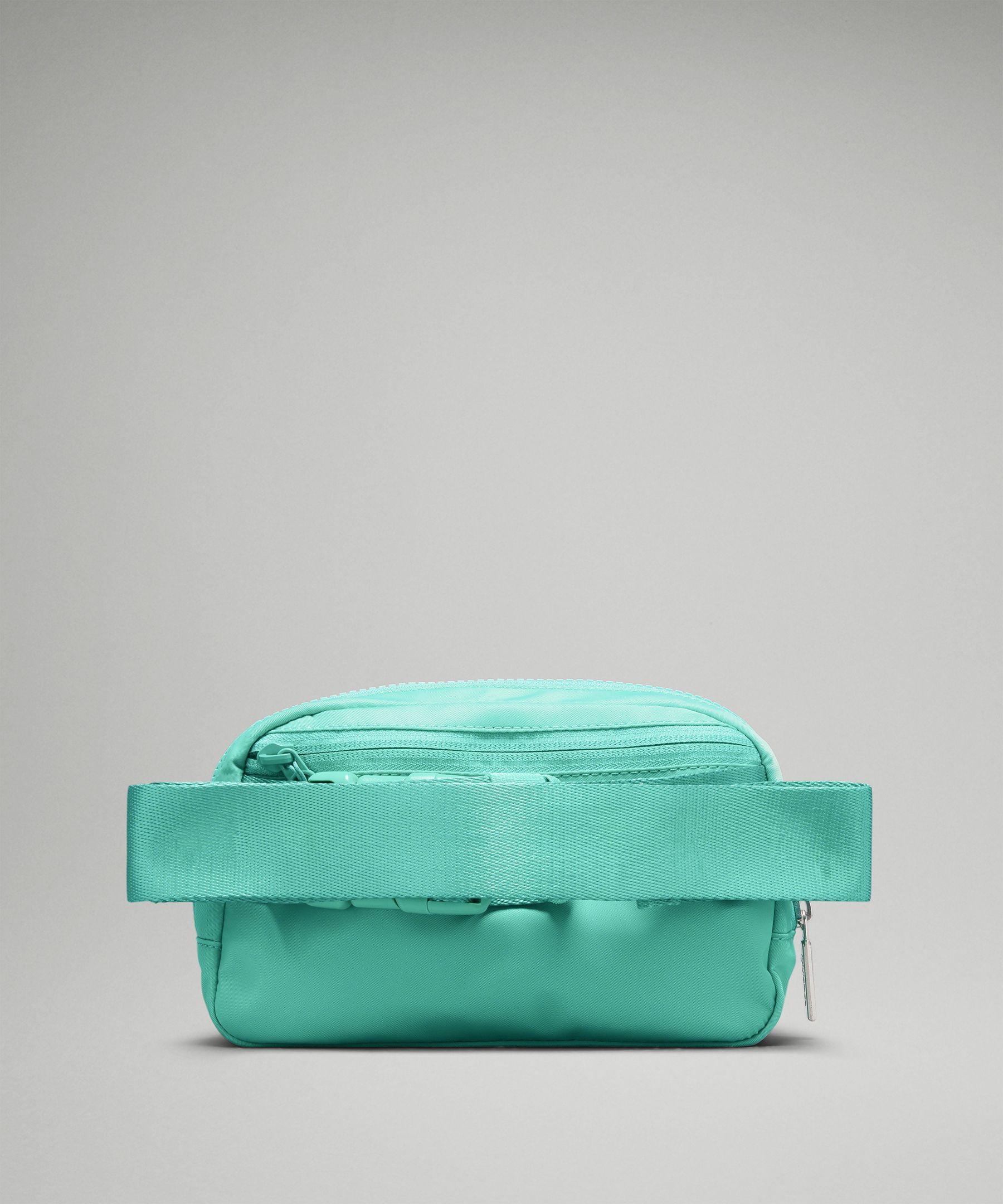 Everywhere Belt Bag 1L