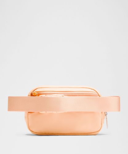 Everywhere Belt Bag 1L