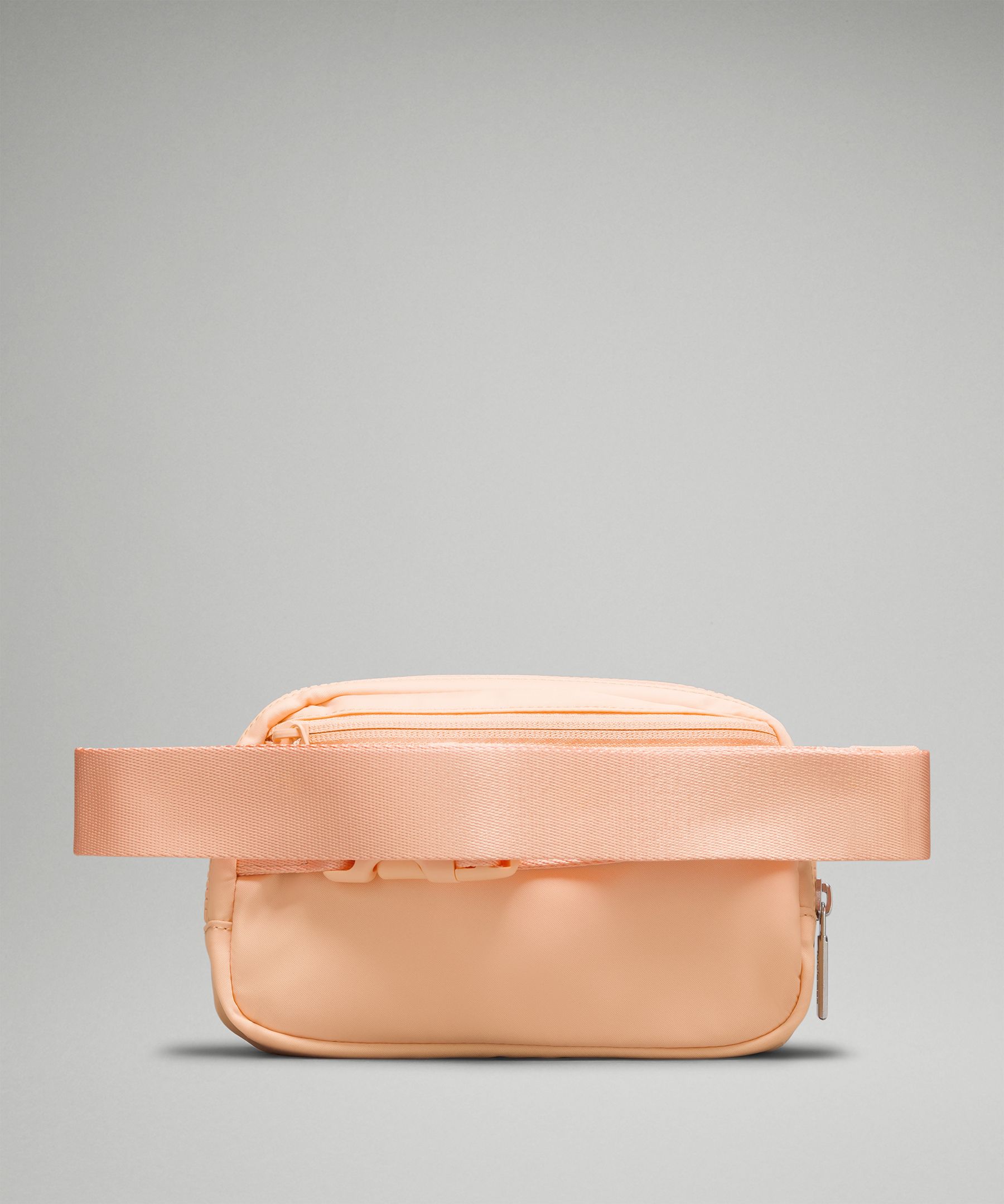 Everywhere Belt Bag 1L