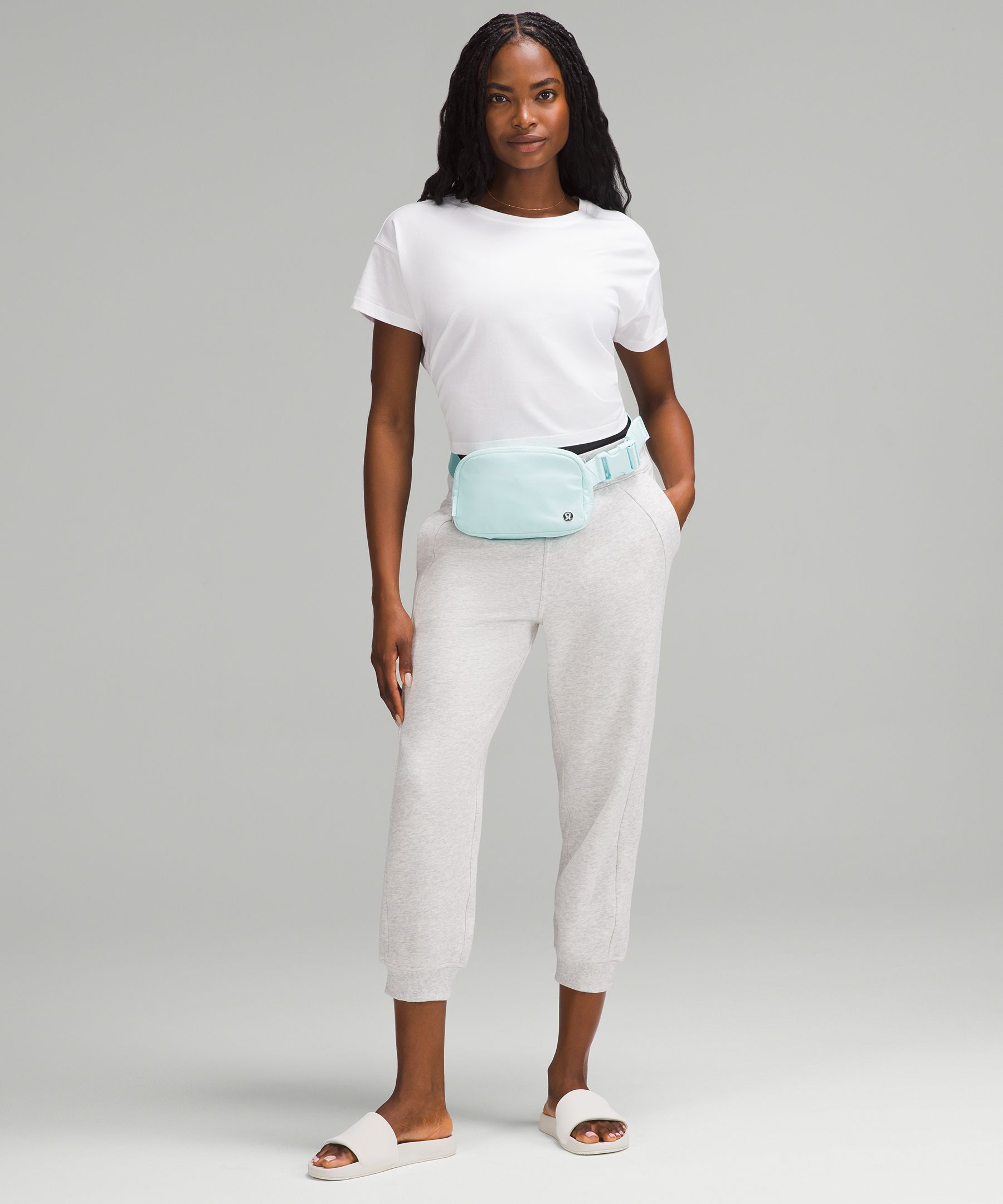 Everywhere Belt Bag 1L