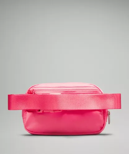 Everywhere Belt Bag 1L