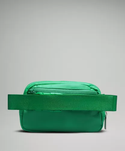 Everywhere Belt Bag 1L