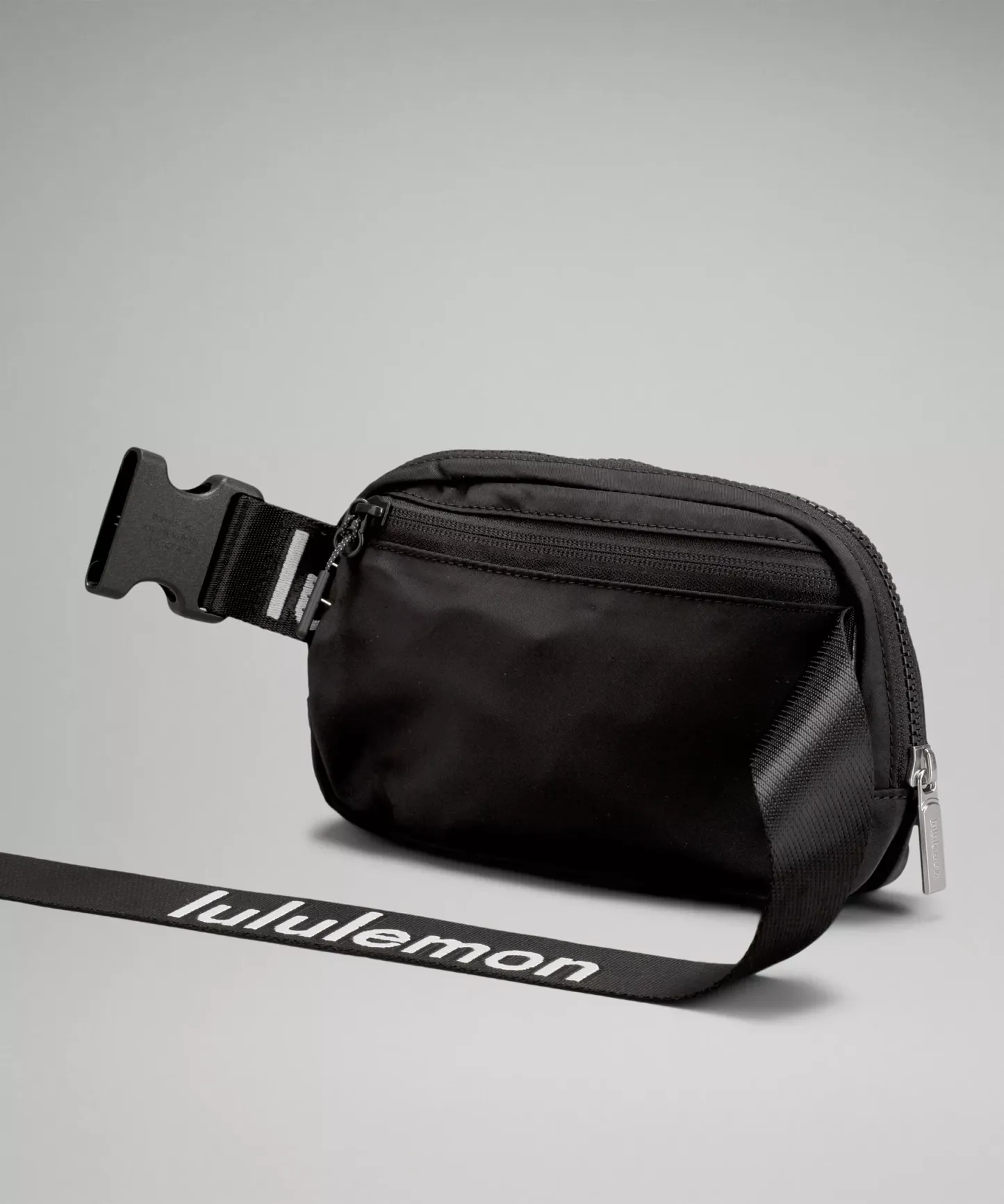 Everywhere Belt Bag 1L