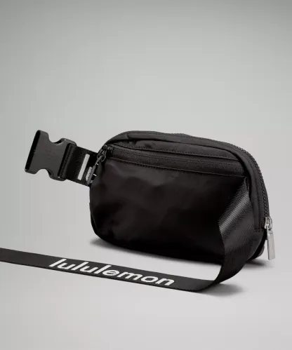 Everywhere Belt Bag 1L