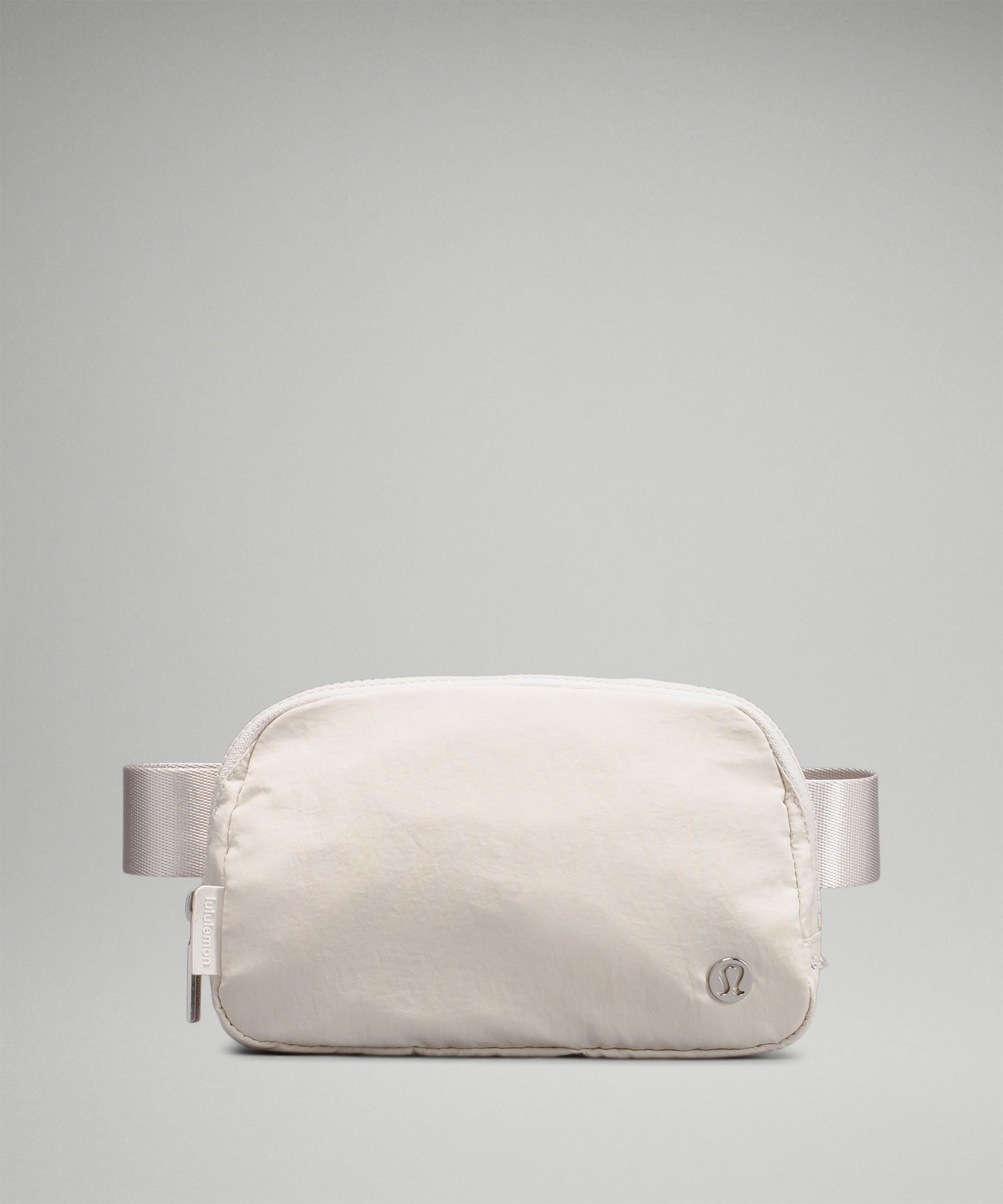 Everywhere Belt Bag 1L