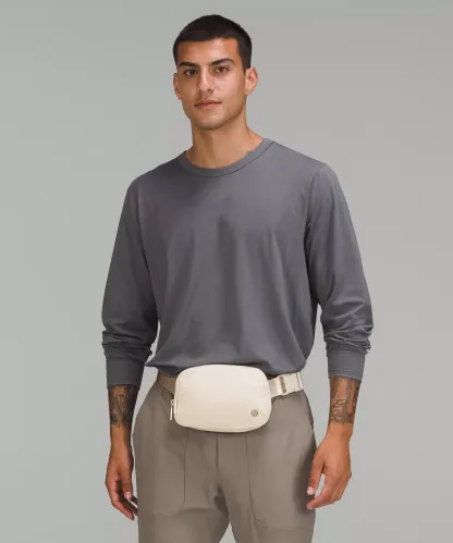 Everywhere Belt Bag 1L