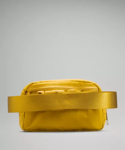 Everywhere Belt Bag 1L