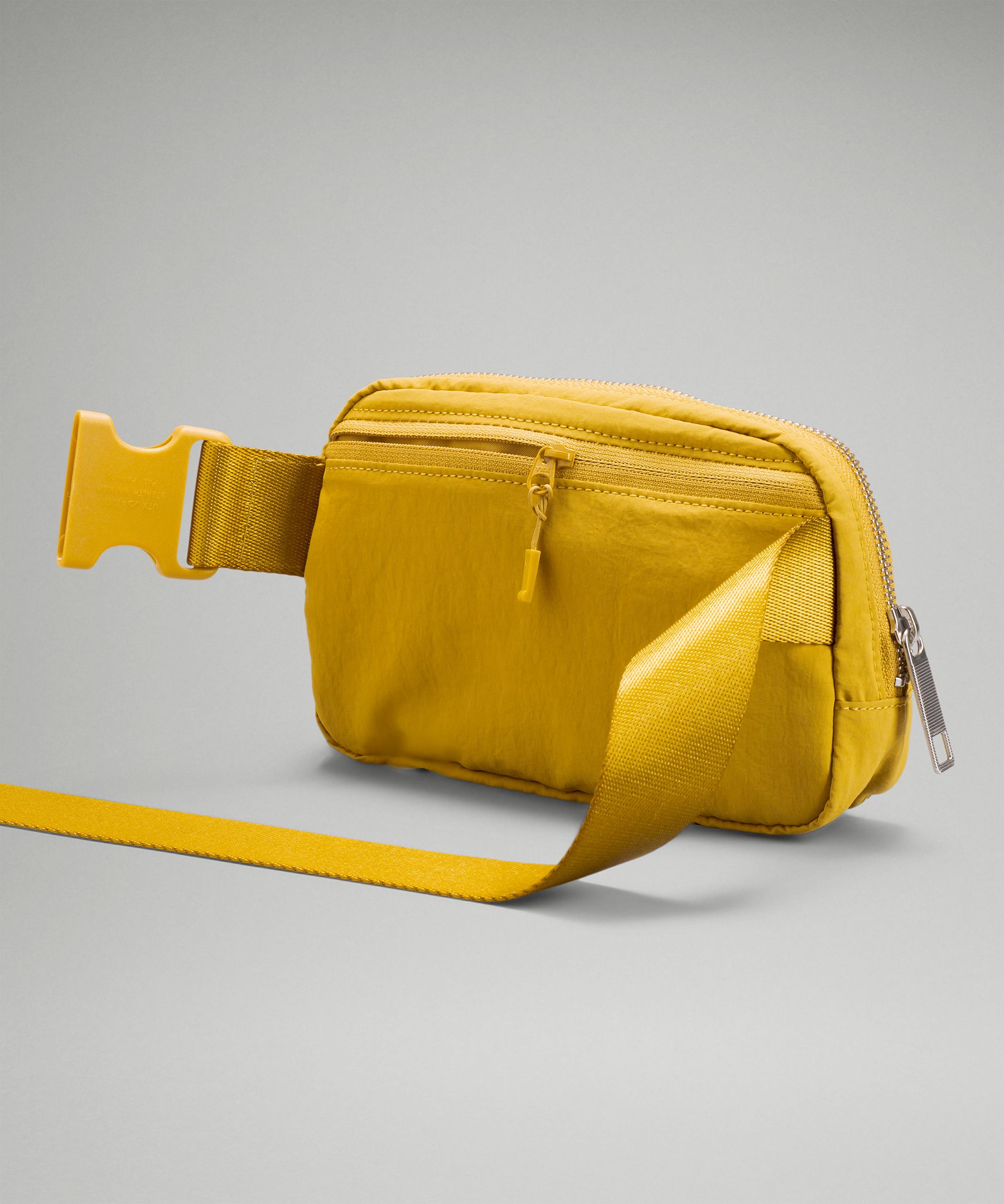 Everywhere Belt Bag 1L