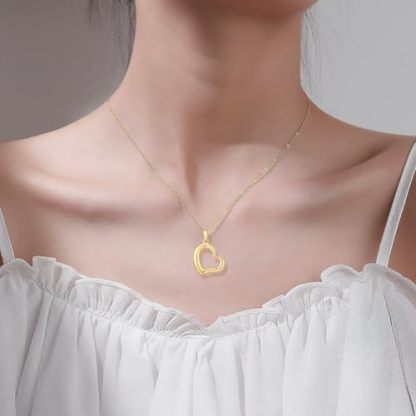 Women's Hollow Heart Necklace