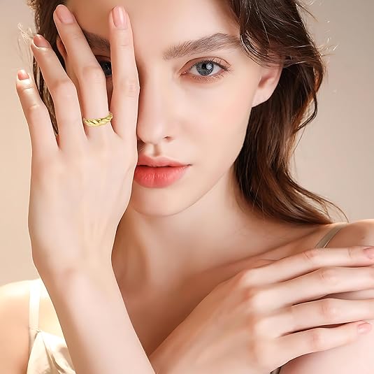 Women's gold-plated ring