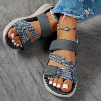 Women's Summer Fashion Sandals - Casual Beach Shoes, Low Heel, Comfortable, Suitable for Outdoor Vacations and Everyday Wear