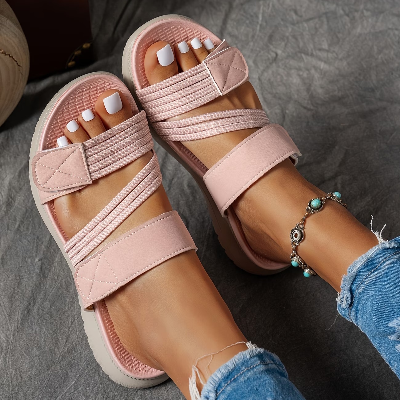 Women's Summer Fashion Sandals - Casual Beach Shoes, Low Heel, Comfortable, Suitable for Outdoor Vacations and Everyday Wear