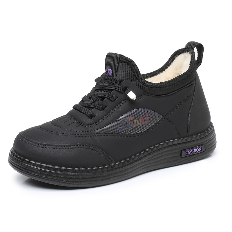 Women's winter shoes with soft sole and plush lining