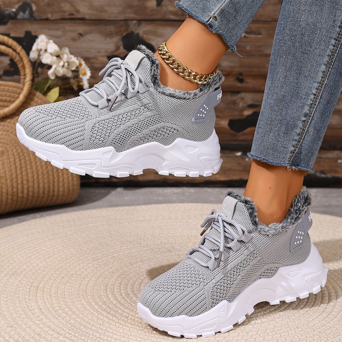 Women's plush cotton sneakers