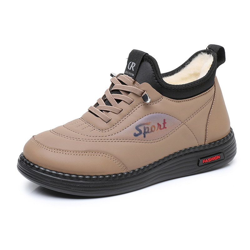 Women's winter shoes with soft sole and plush lining