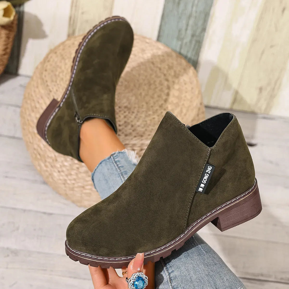 Women's chunky heel suede side zipper boots