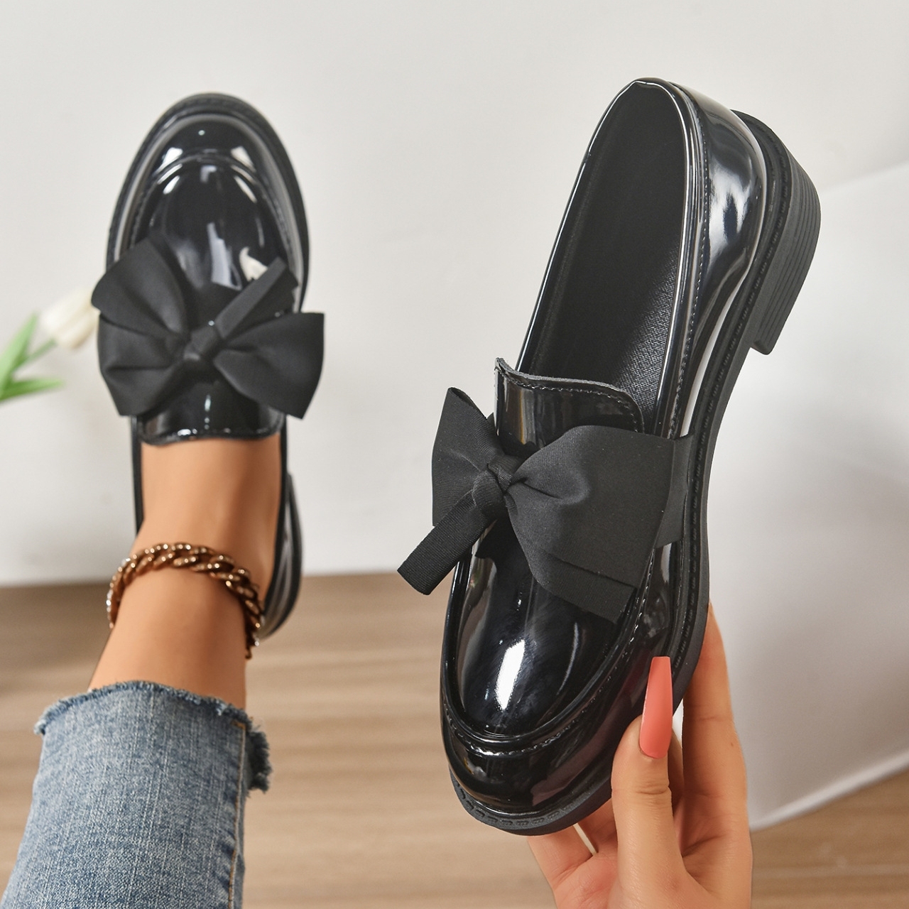 Women's anti-slip round toe slip-on loafers