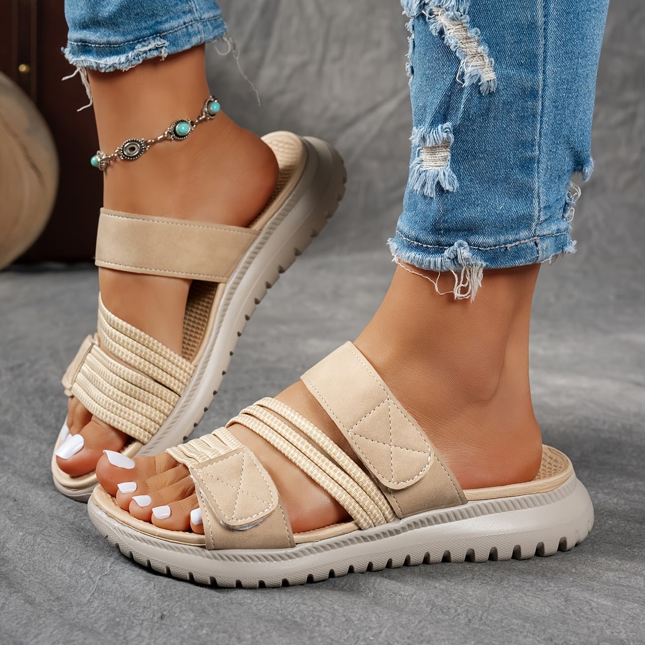 Women's Summer Fashion Sandals - Casual Beach Shoes, Low Heel, Comfortable, Suitable for Outdoor Vacations and Everyday Wear