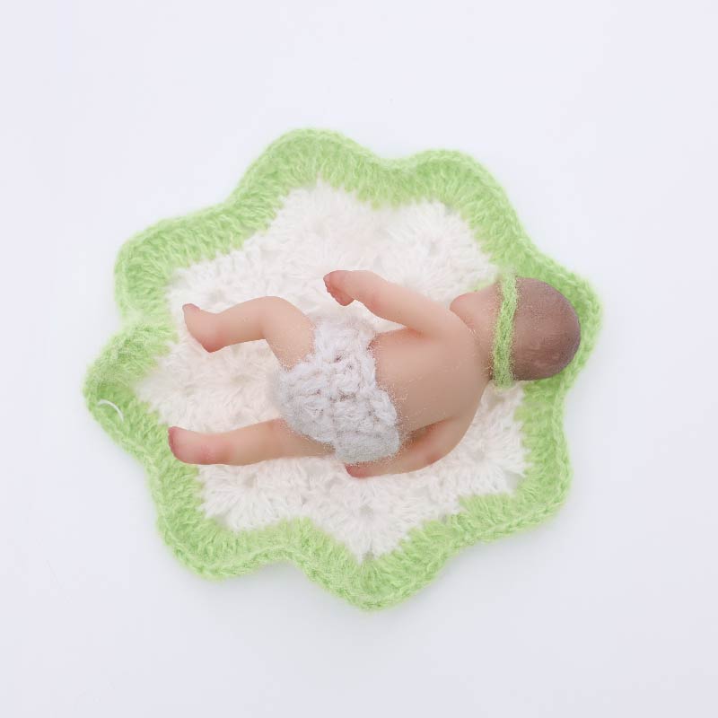 10cm/4Inch Lifelike Silicone Reborn Girl Baby Doll