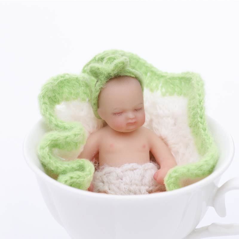 10cm/4Inch Lifelike Silicone Reborn Girl Baby Doll