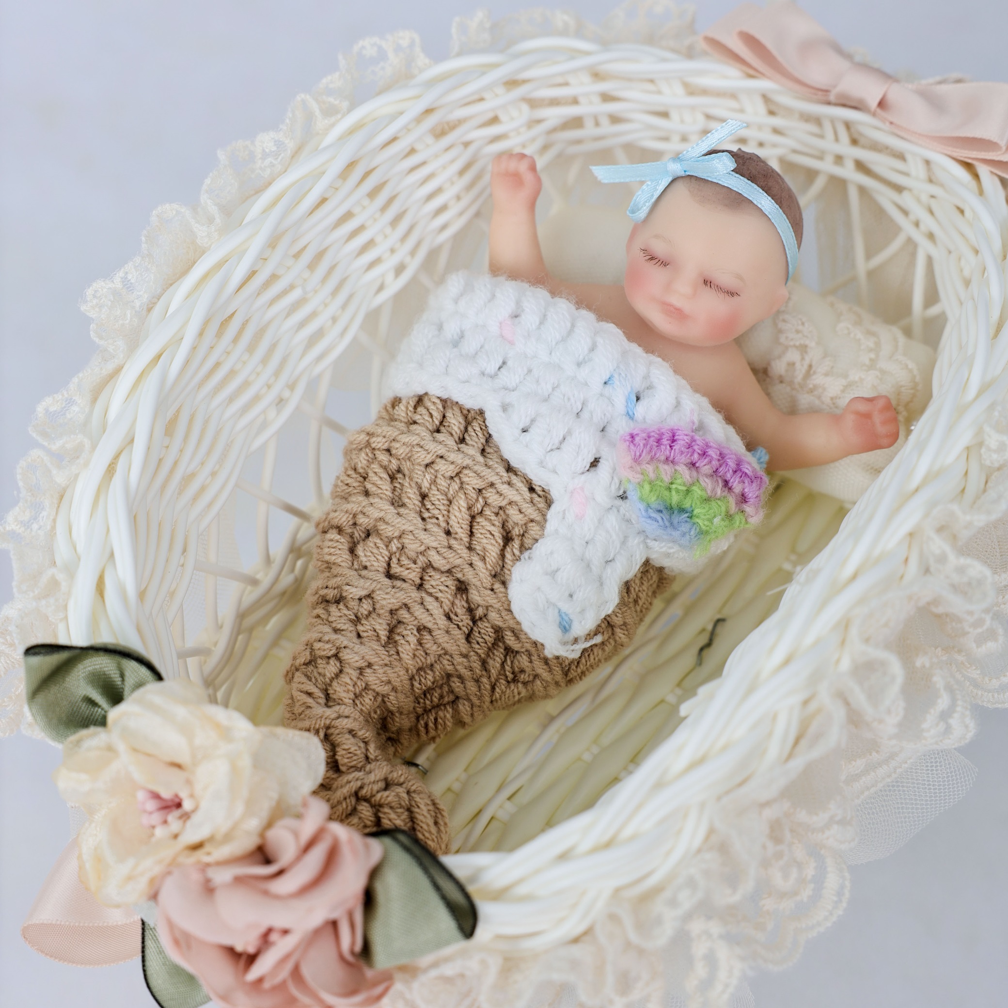 10cm/4Inch Lifelike Silicone Reborn Girl Baby Doll 