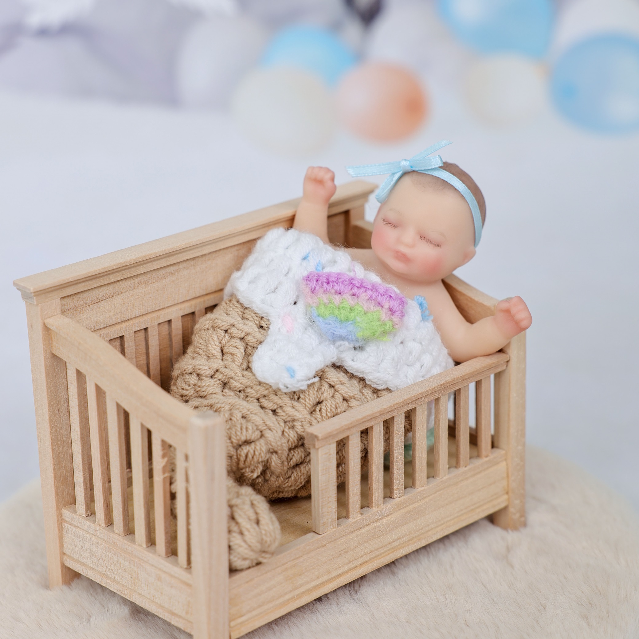 10cm/4Inch Lifelike Silicone Reborn Girl Baby Doll 