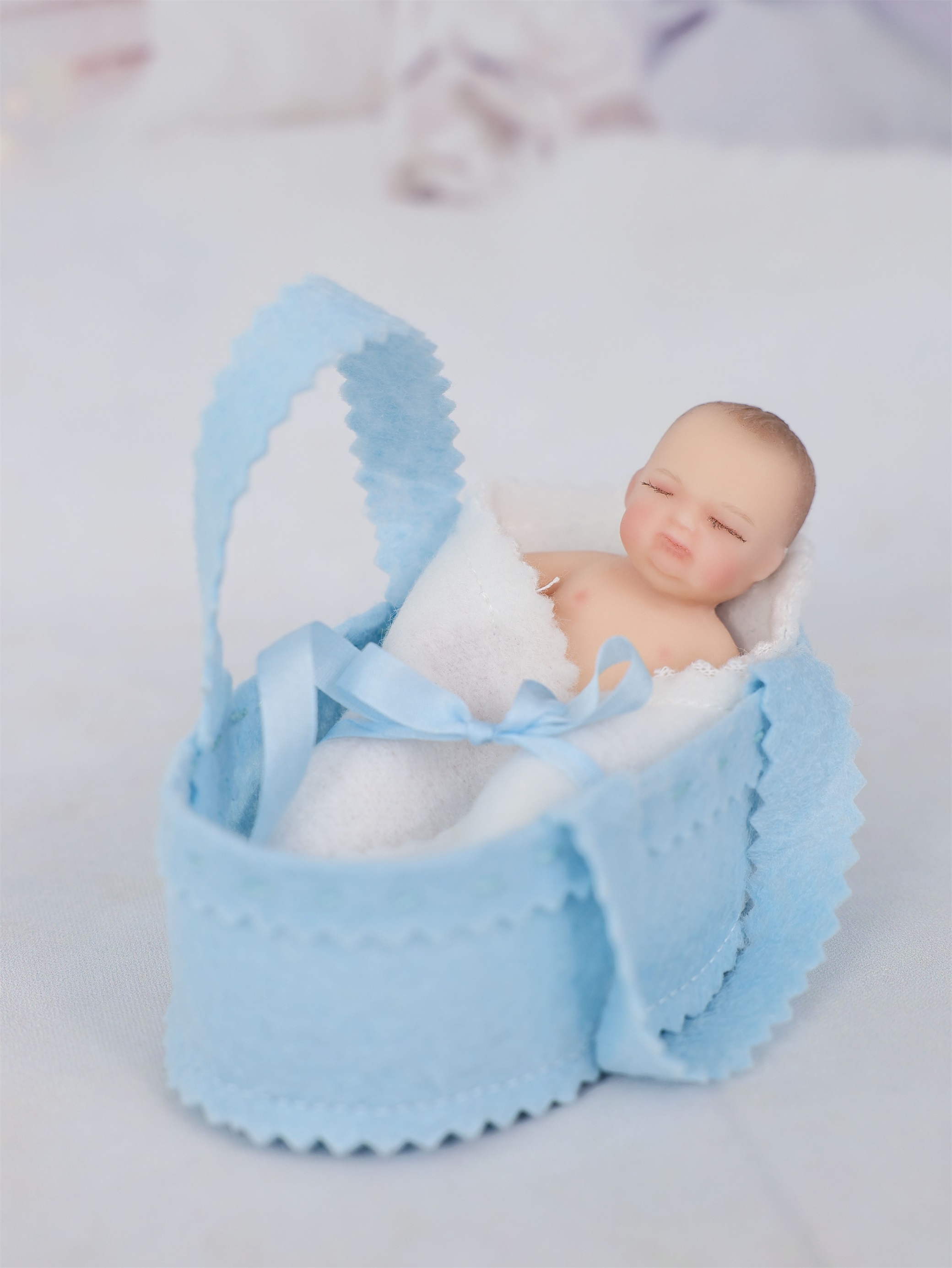 10cm/4Inch Lifelike Silicone Reborn Girl Baby Doll