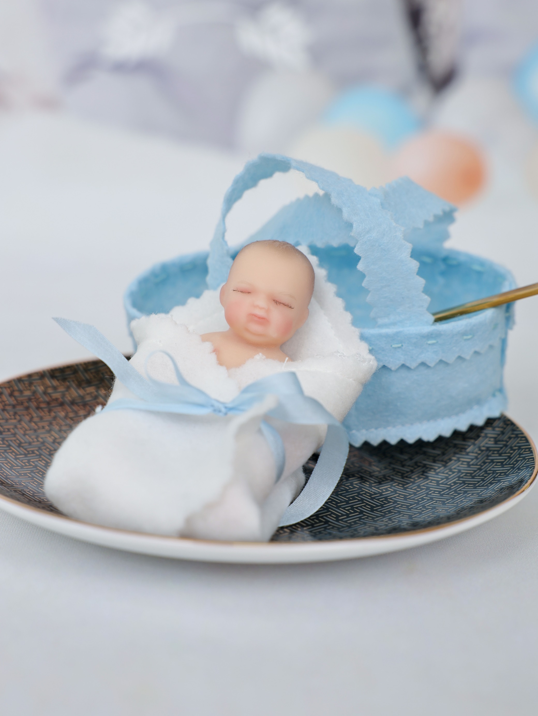 10cm/4Inch Lifelike Silicone Reborn Girl Baby Doll