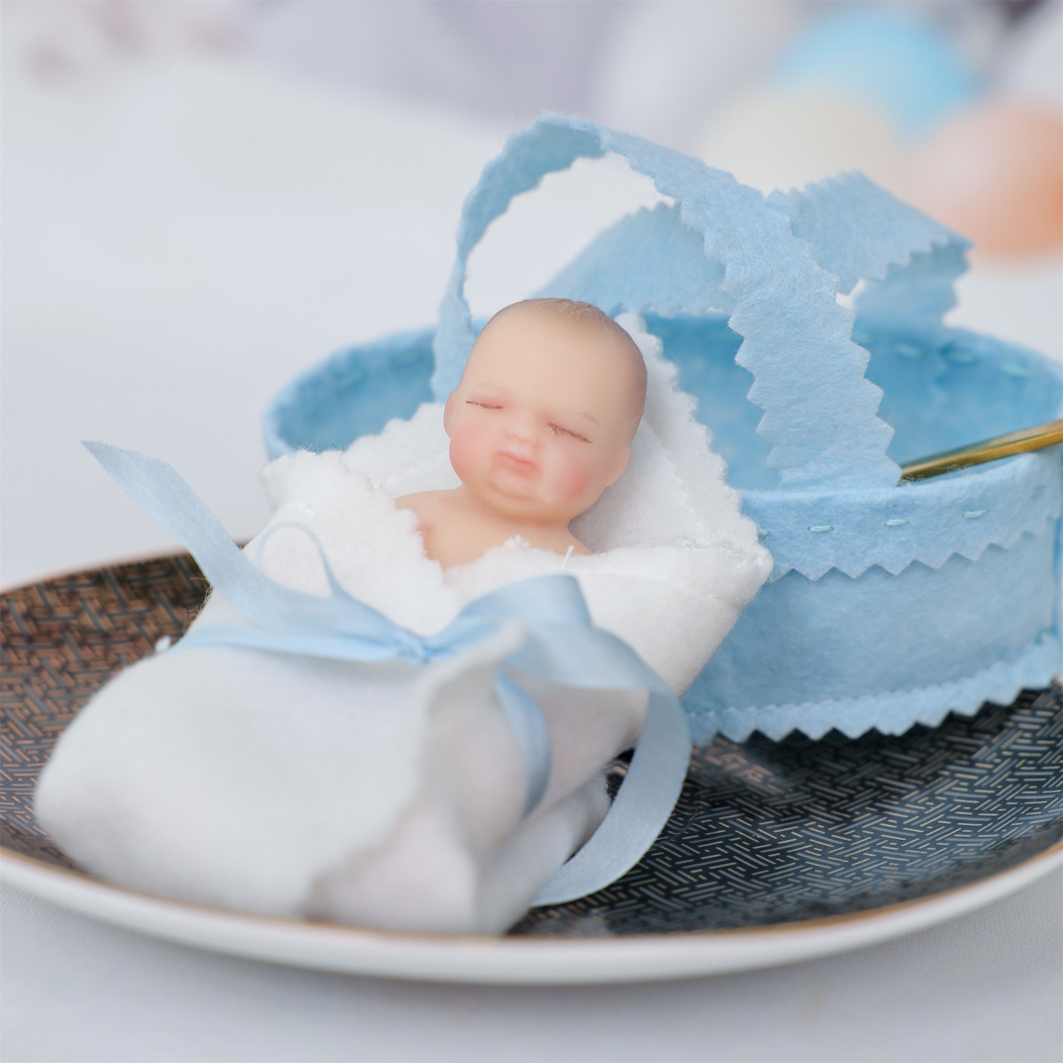 10cm/4Inch Lifelike Silicone Reborn Girl Baby Doll