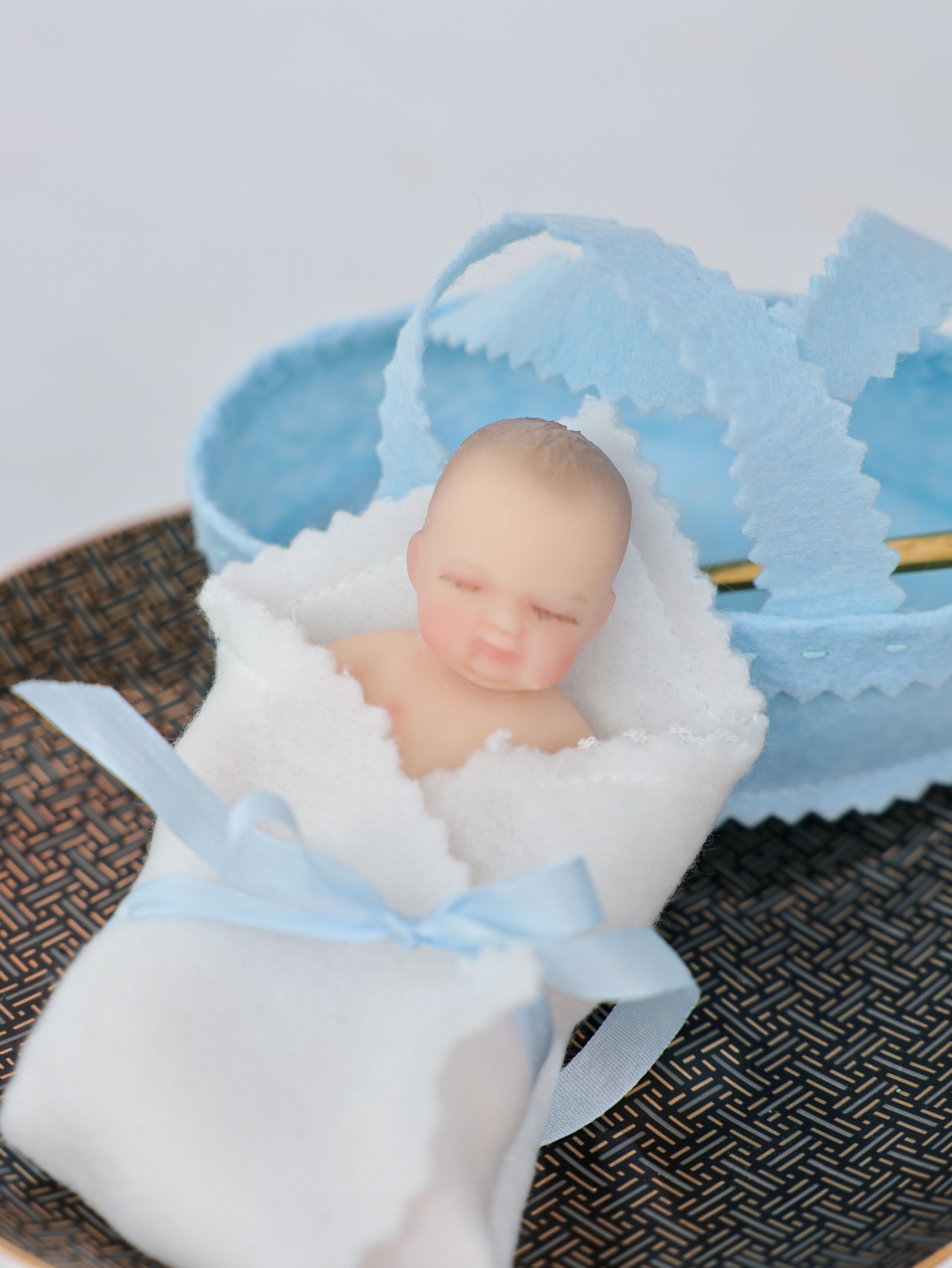 10cm/4Inch Lifelike Silicone Reborn Girl Baby Doll