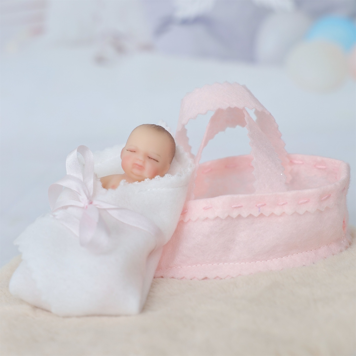 10cm/4Inch Lifelike Silicone Reborn Girl Baby Doll