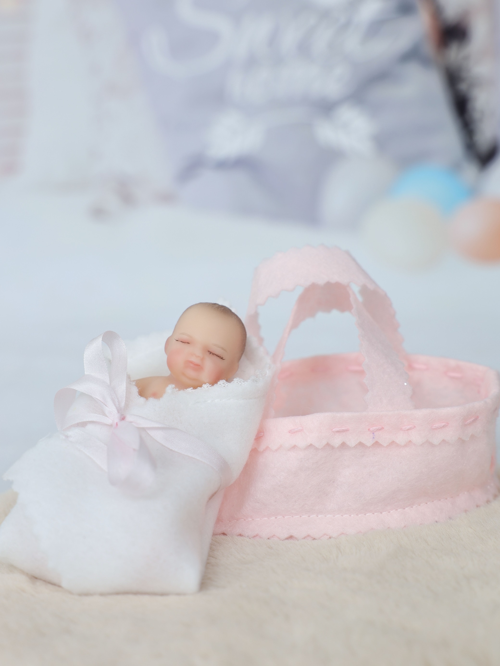 10cm/4Inch Lifelike Silicone Reborn Girl Baby Doll