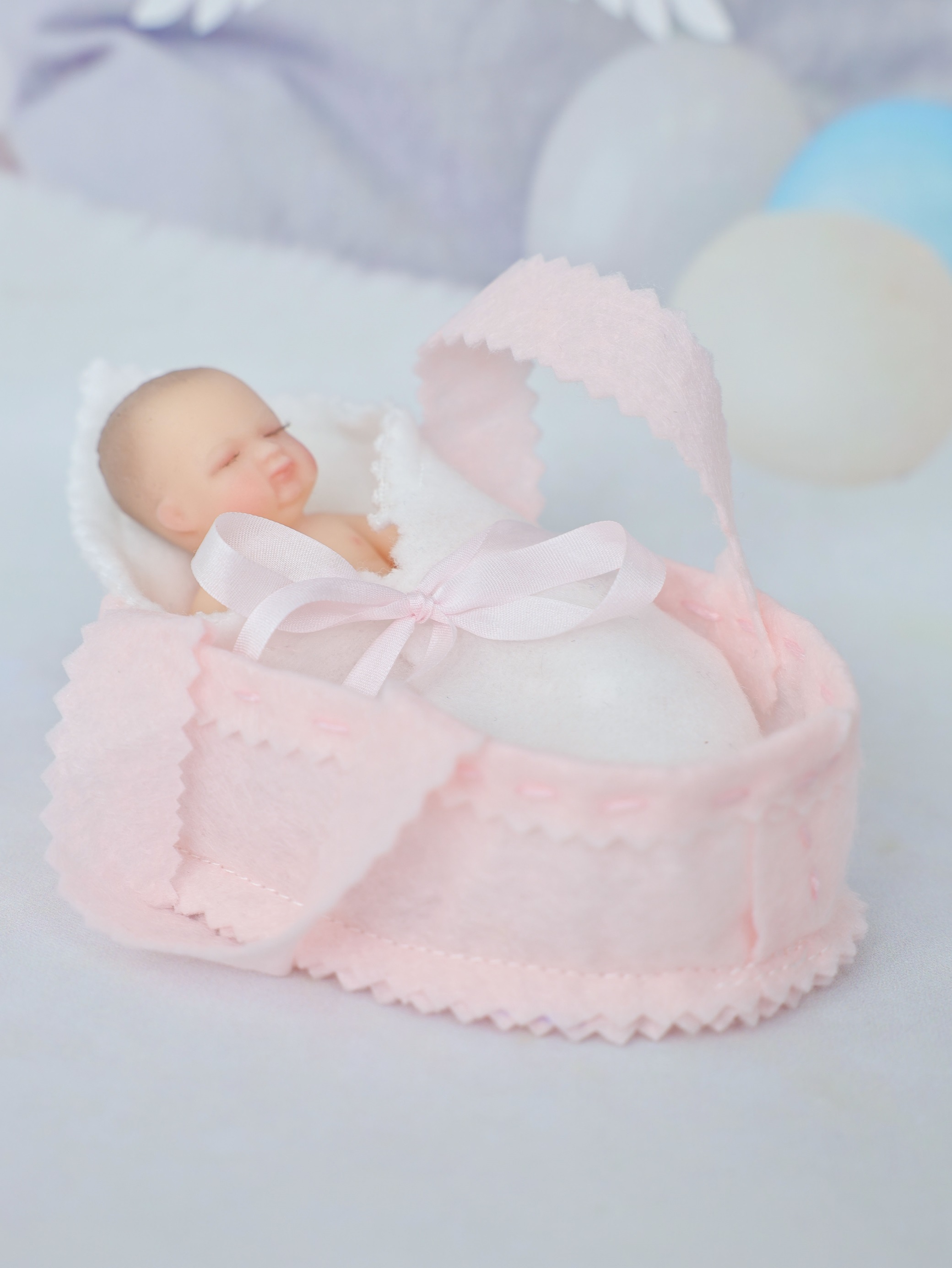 10cm/4Inch Lifelike Silicone Reborn Girl Baby Doll