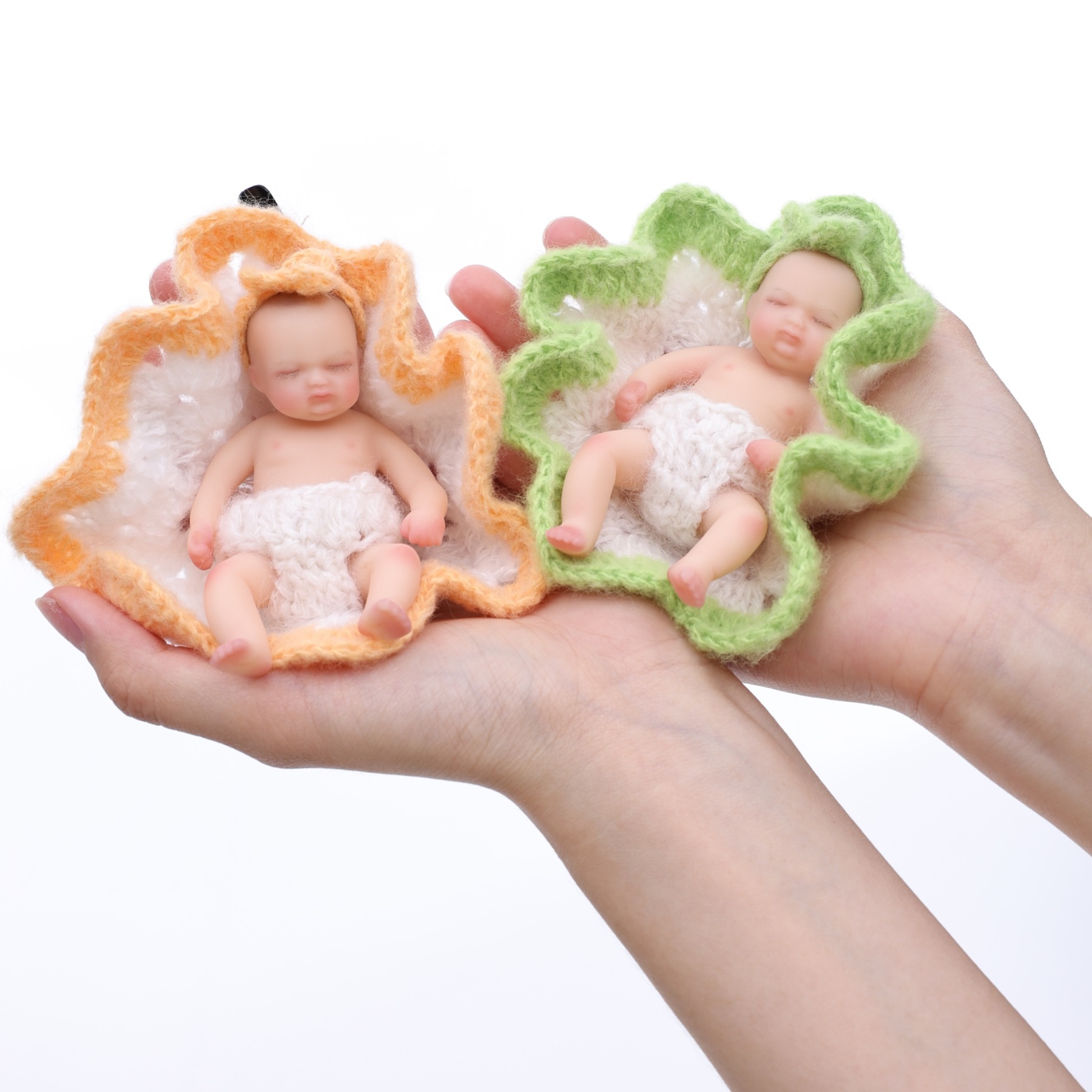 10cm/4Inch Lifelike Silicone Reborn Girl Baby Doll 