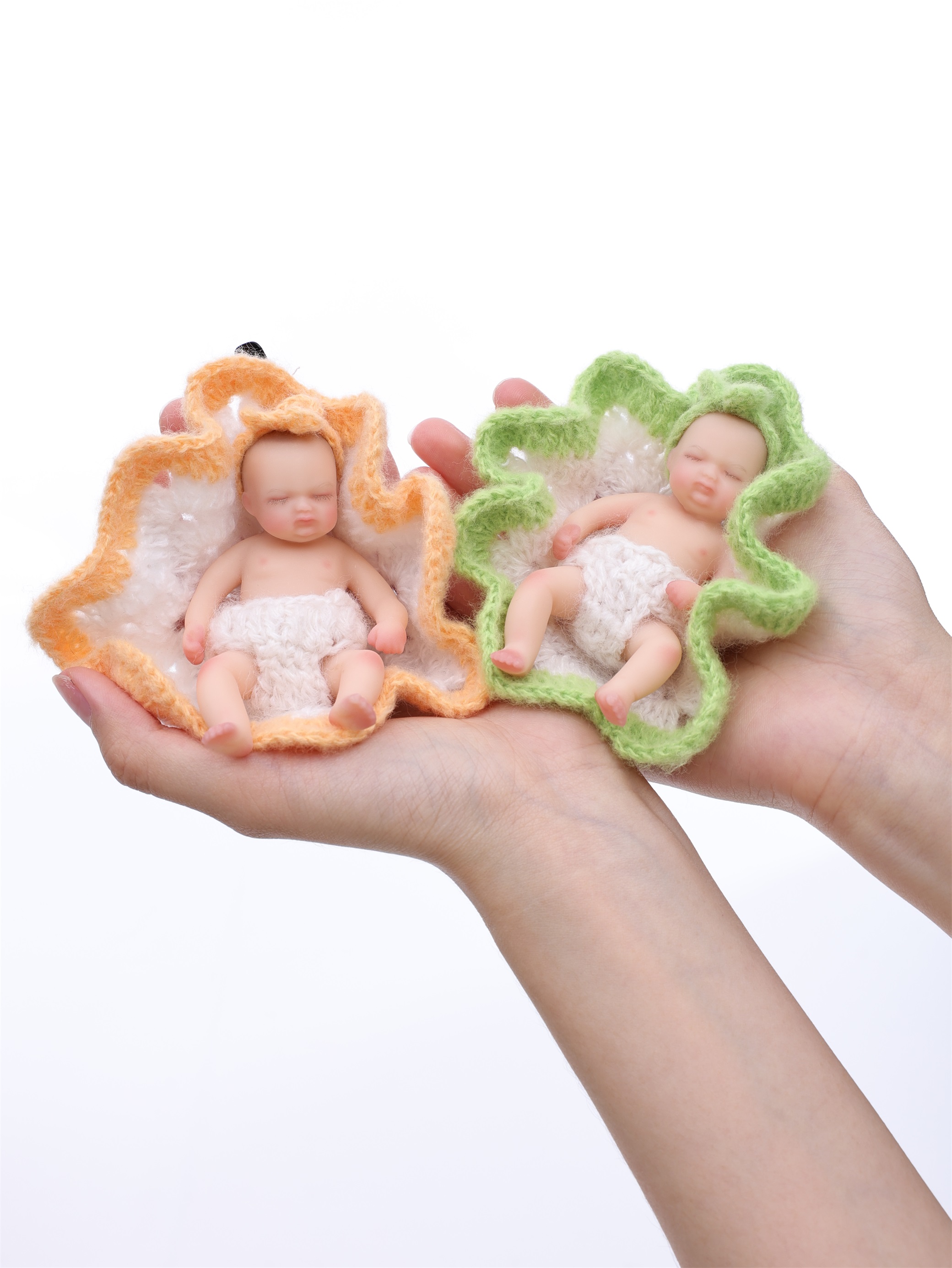 10cm/4Inch Lifelike Silicone Reborn Girl Baby Doll 