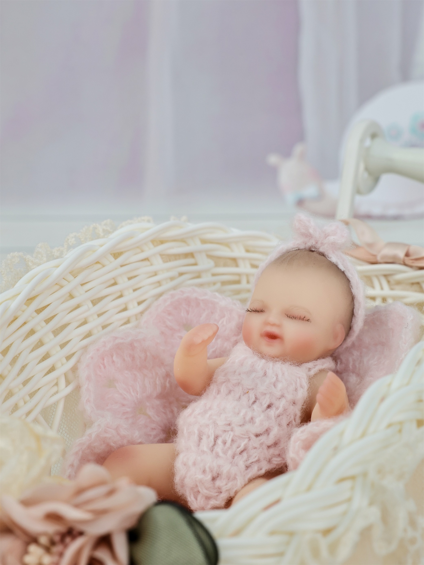 10cm/4Inch Lifelike Silicone Reborn Girl Baby Doll