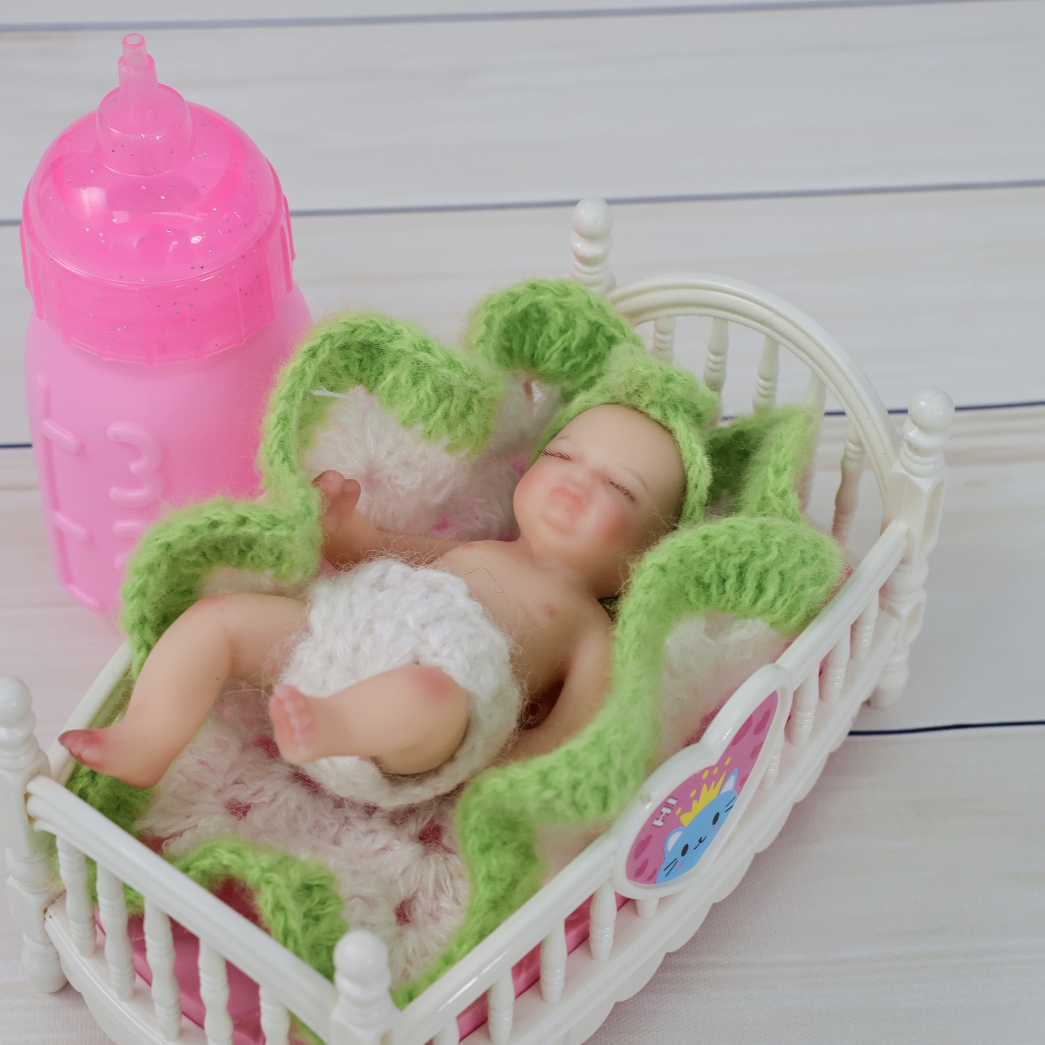 10cm/4Inch Lifelike Silicone Reborn Girl Baby Doll 