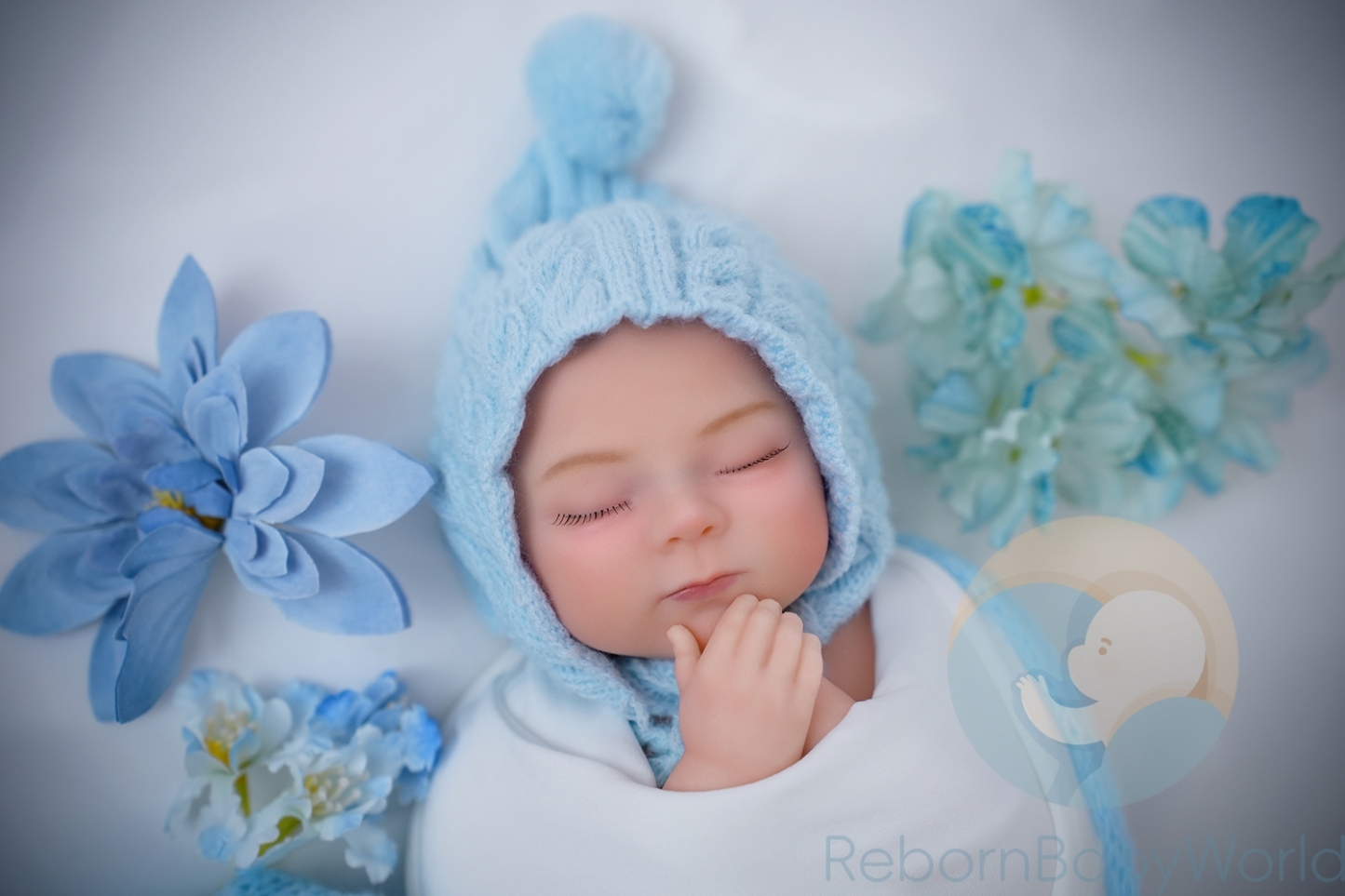 40cm/16inch Soft Silicone Elastic Closed Eyes Reborn Baby Girl Doll