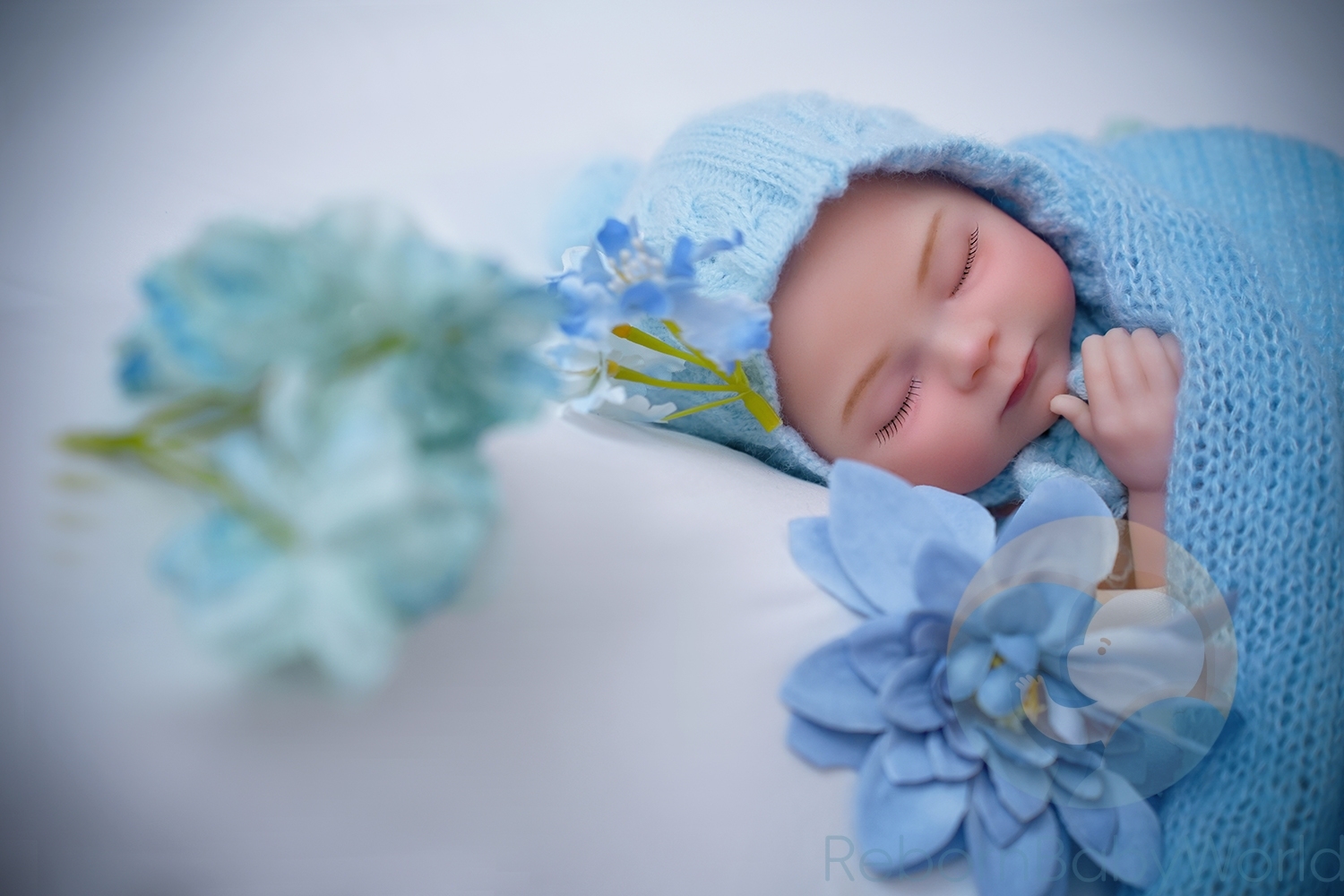 40cm/16inch Soft Silicone Elastic Closed Eyes Reborn Baby Girl Doll