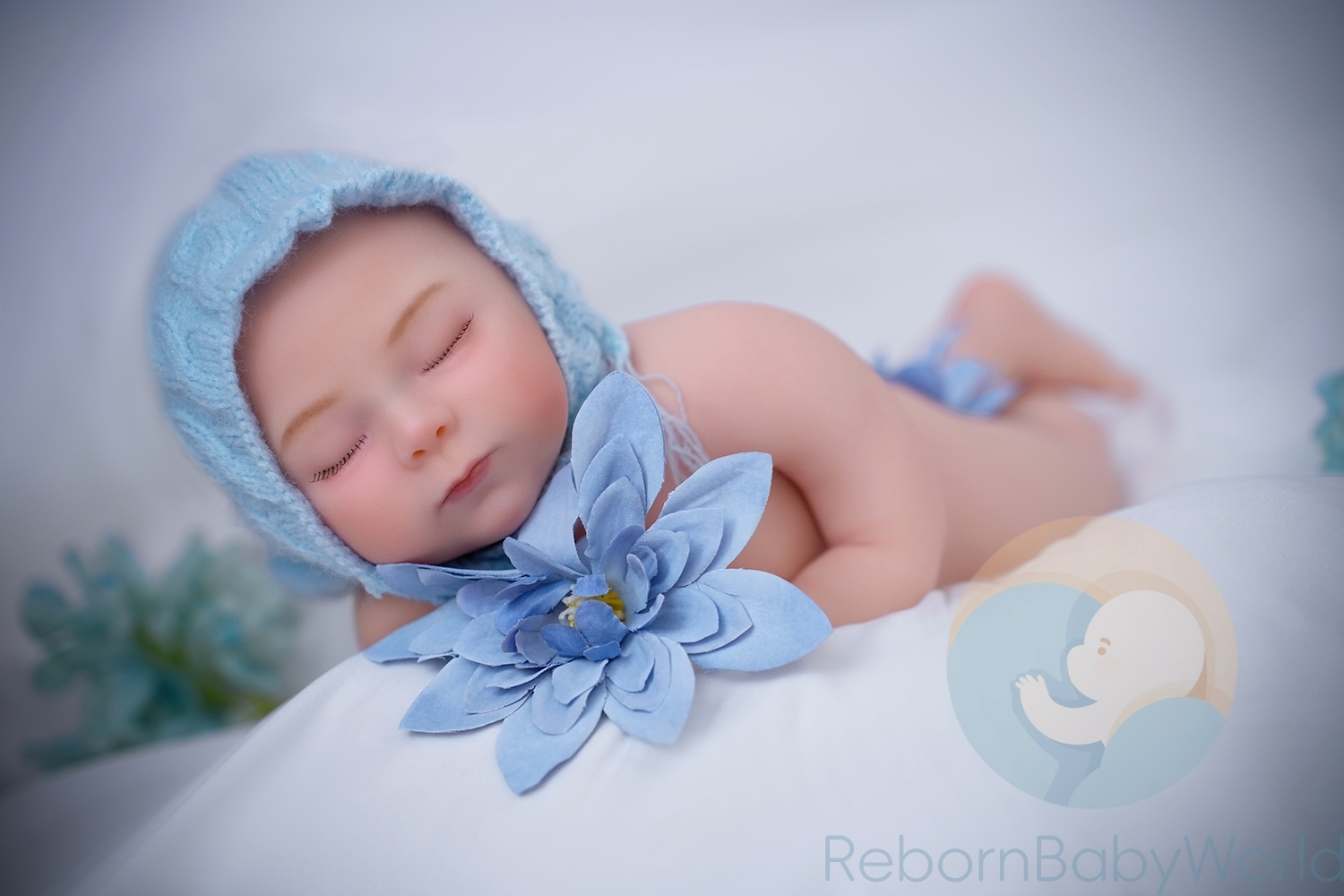 40cm/16inch Soft Silicone Elastic Closed Eyes Reborn Baby Girl Doll