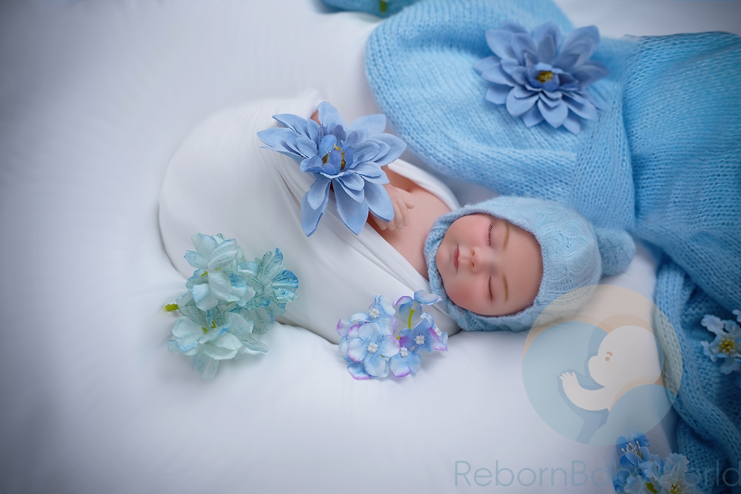40cm/16inch Soft Silicone Elastic Closed Eyes Reborn Baby Girl Doll