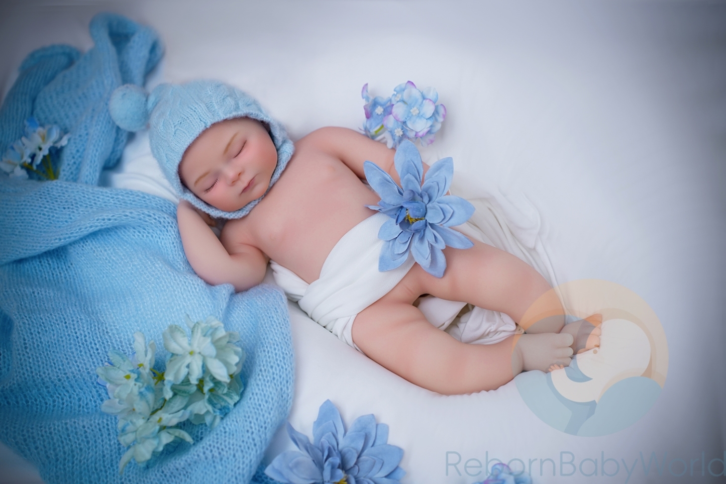 40cm/16inch Soft Silicone Elastic Closed Eyes Reborn Baby Girl Doll