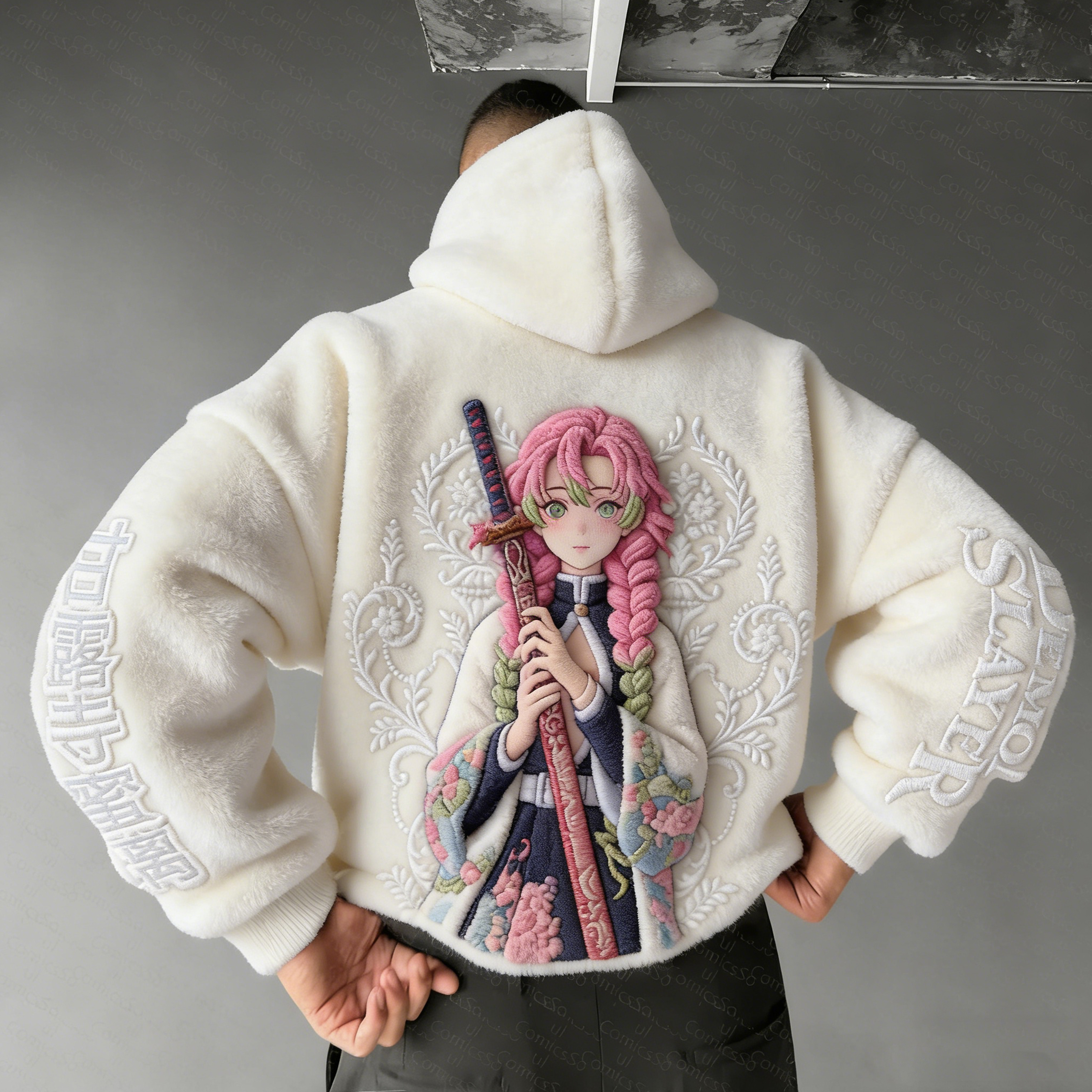 Demon Slayer:Kanroji Mitsuri  Color-blocked Plush Hoodie